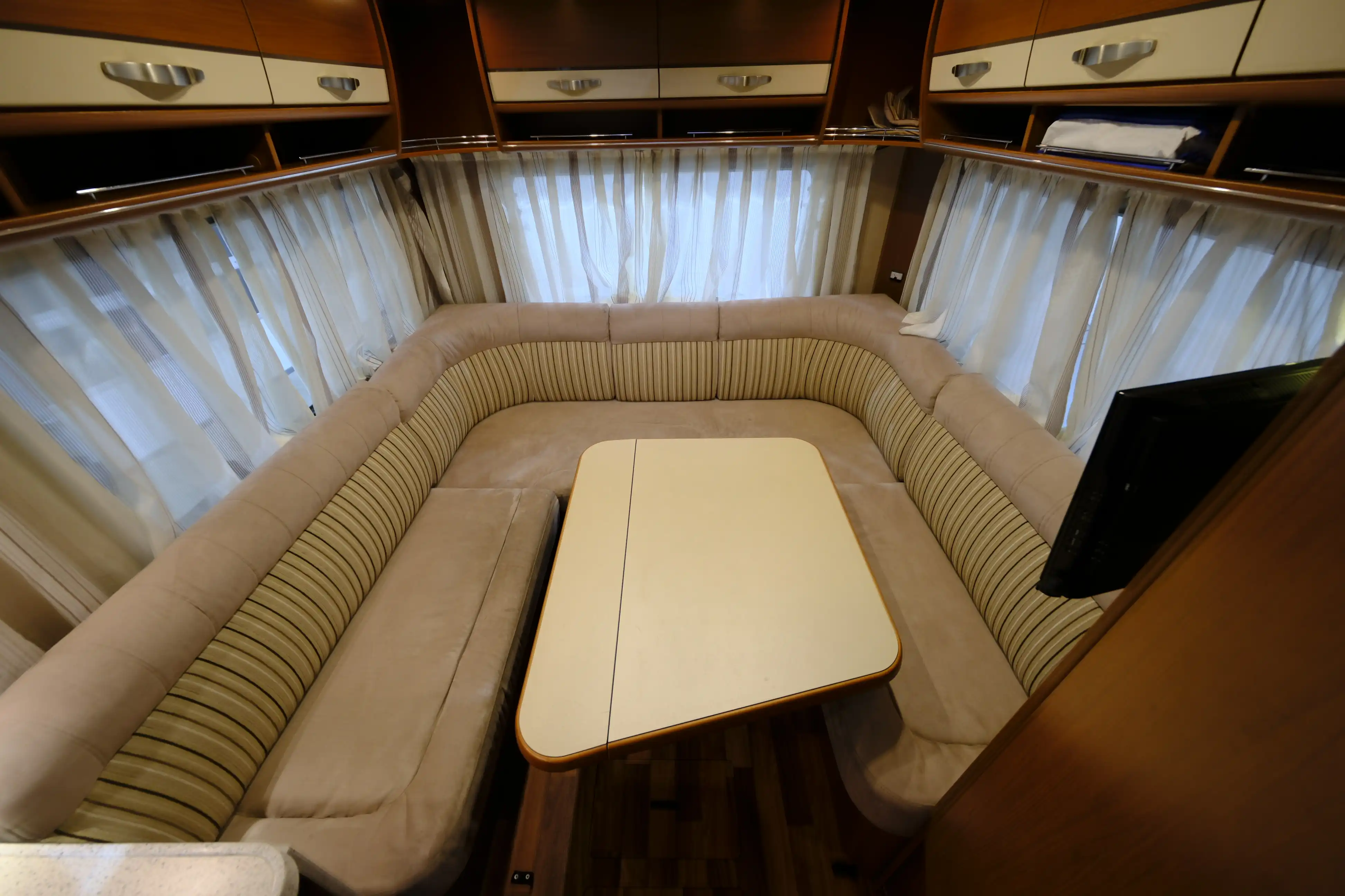 HYMER-ERIBA B 534 